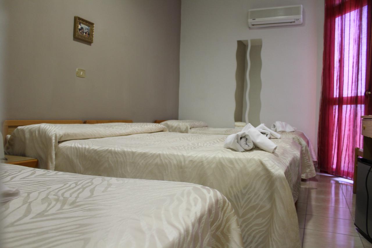 Hotel Santuario Pompei Bagian luar foto