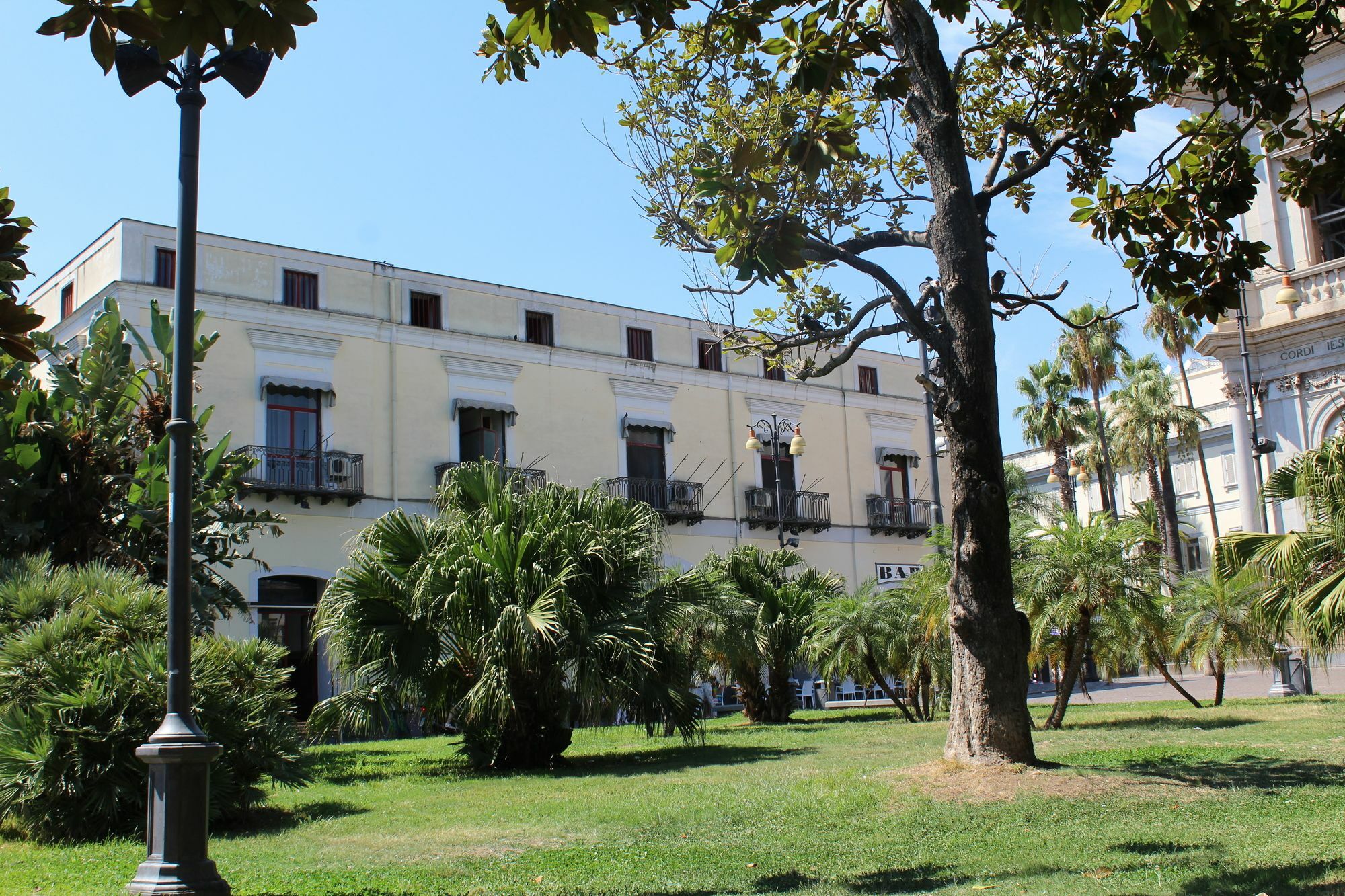 Hotel Santuario Pompei Bagian luar foto