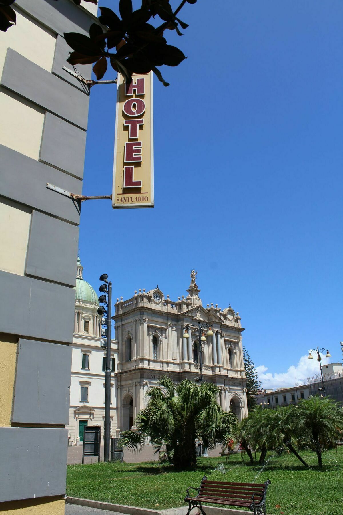 Hotel Santuario Pompei Bagian luar foto